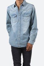 Load image into Gallery viewer, Classic Western Shirt - Blue
